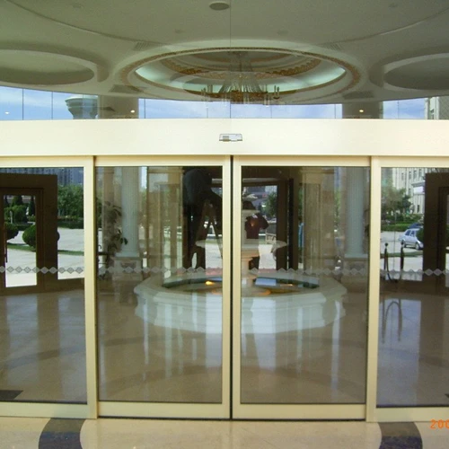 Glass Door Manufacturer